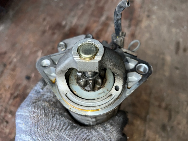 фотография nissan-almera-starter-4 1