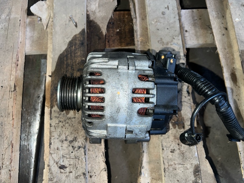 фотография citroen-c-crosser-generator-1 4
