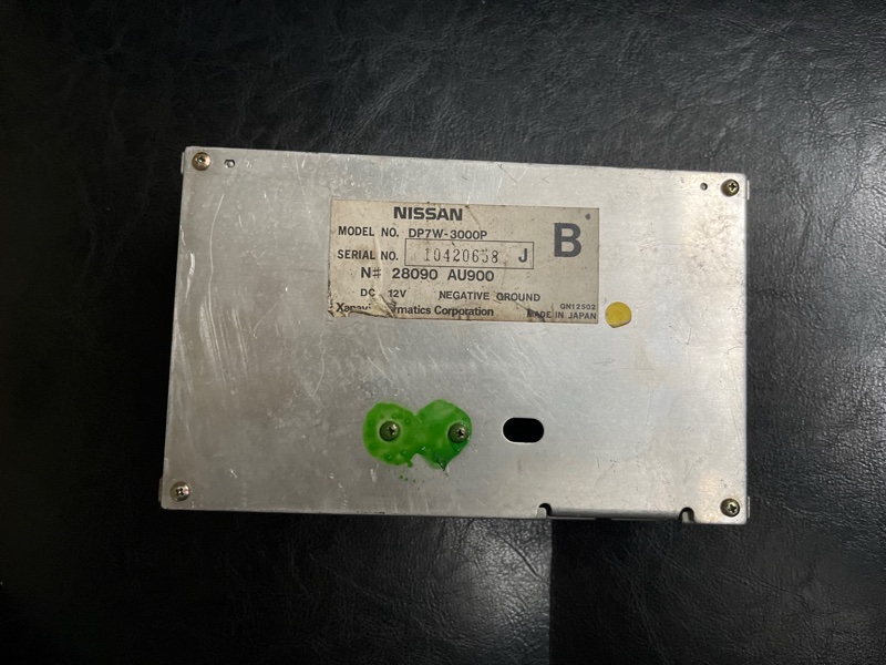 фотография nissan-primera-monitor-1 4