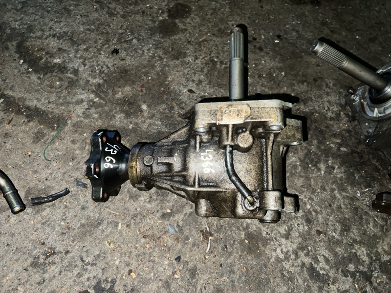 фотография nissan-teana-razdatochnaya-korobka-1 7