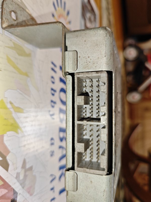 фотография nissan-cefiro-blok-upravleniya-akpp-1 3